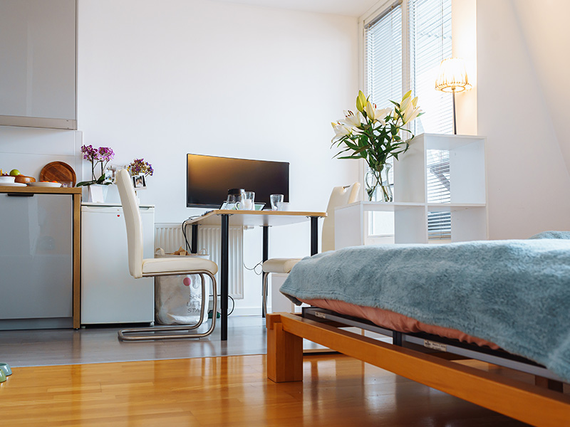 airbnb-hosting-management